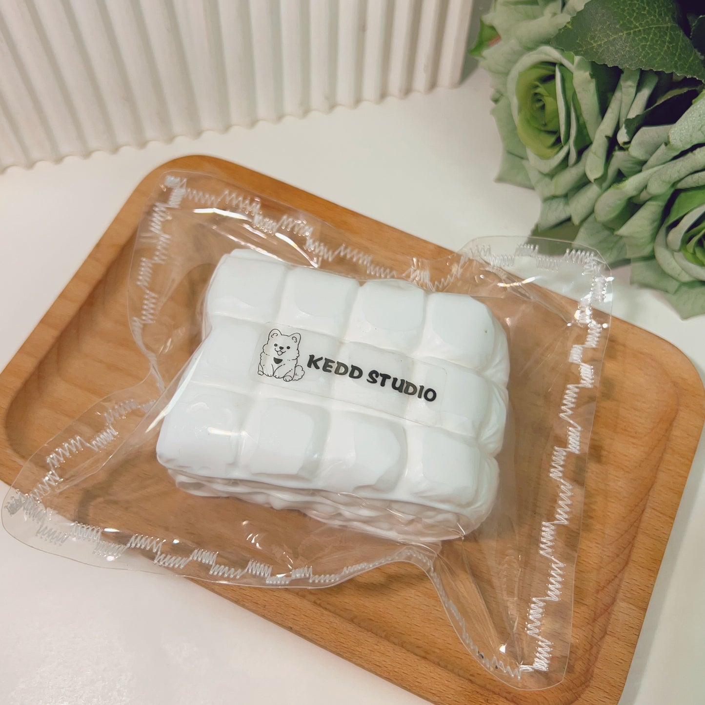 🤩White Square Down Squishy Toy🤩
