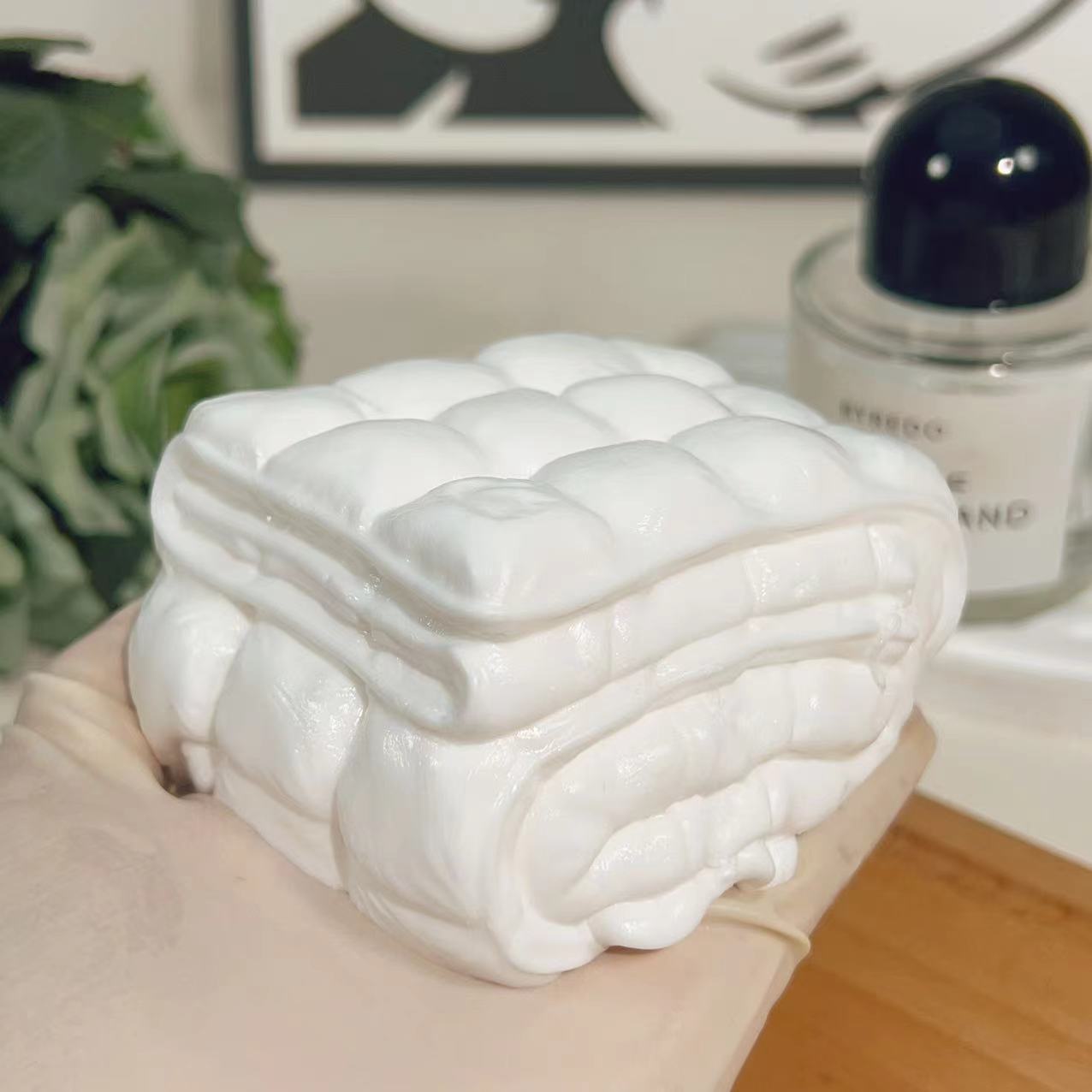 🤩White Square Down Squishy Toy🤩