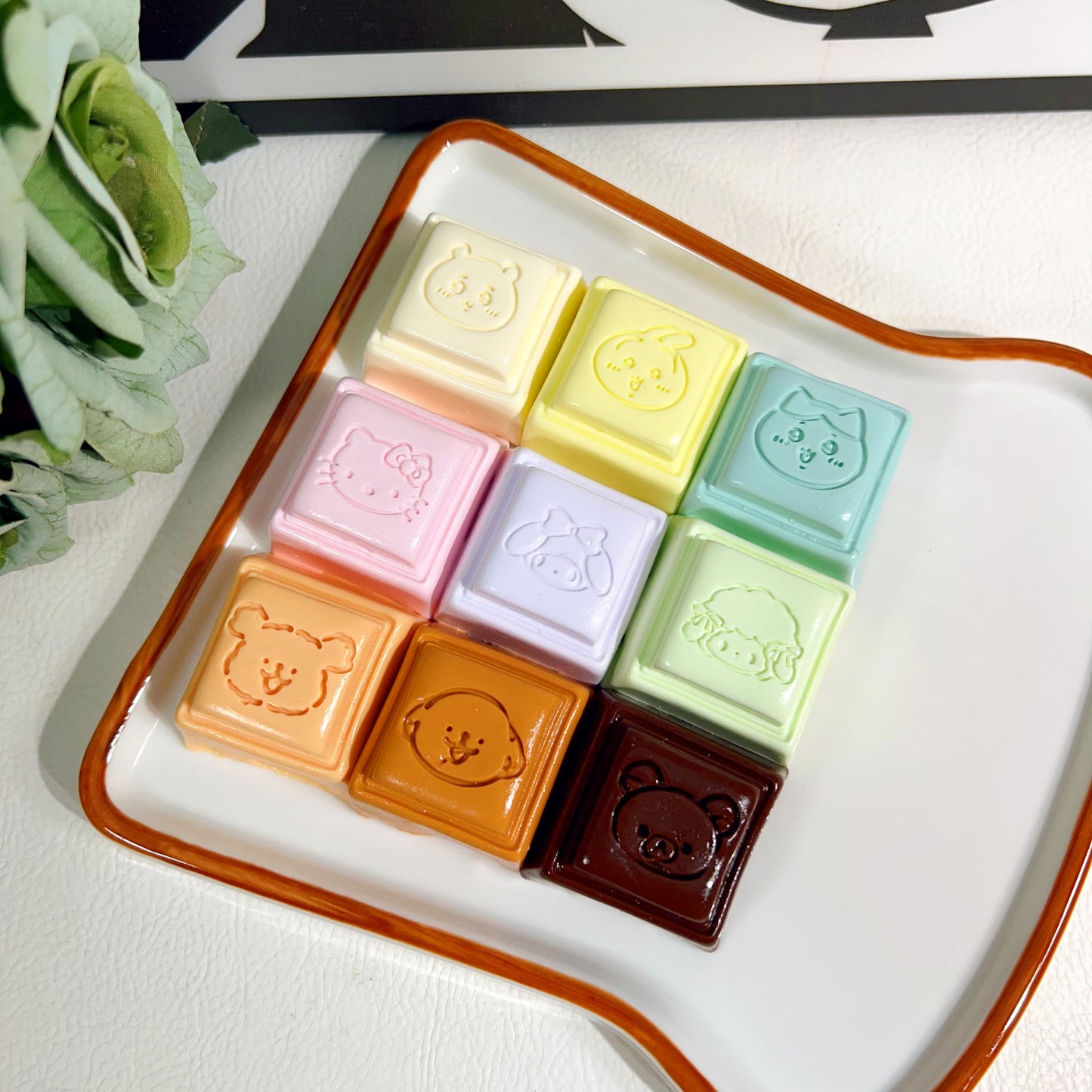 🍫Charming 9 - Grid Chocolate Squishy🍫