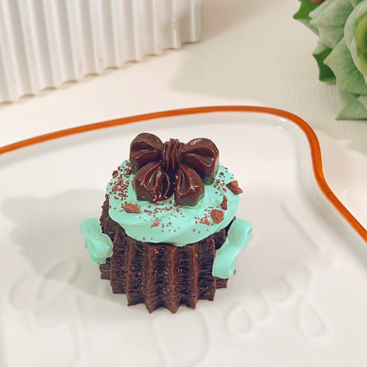 Behind the Making of Our Chocolate Cupcake Squishy